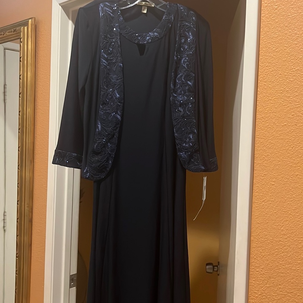 Maya Brooke 2 piece Navy Blue dress outfit.Aline sleeveless with jacket See Pic